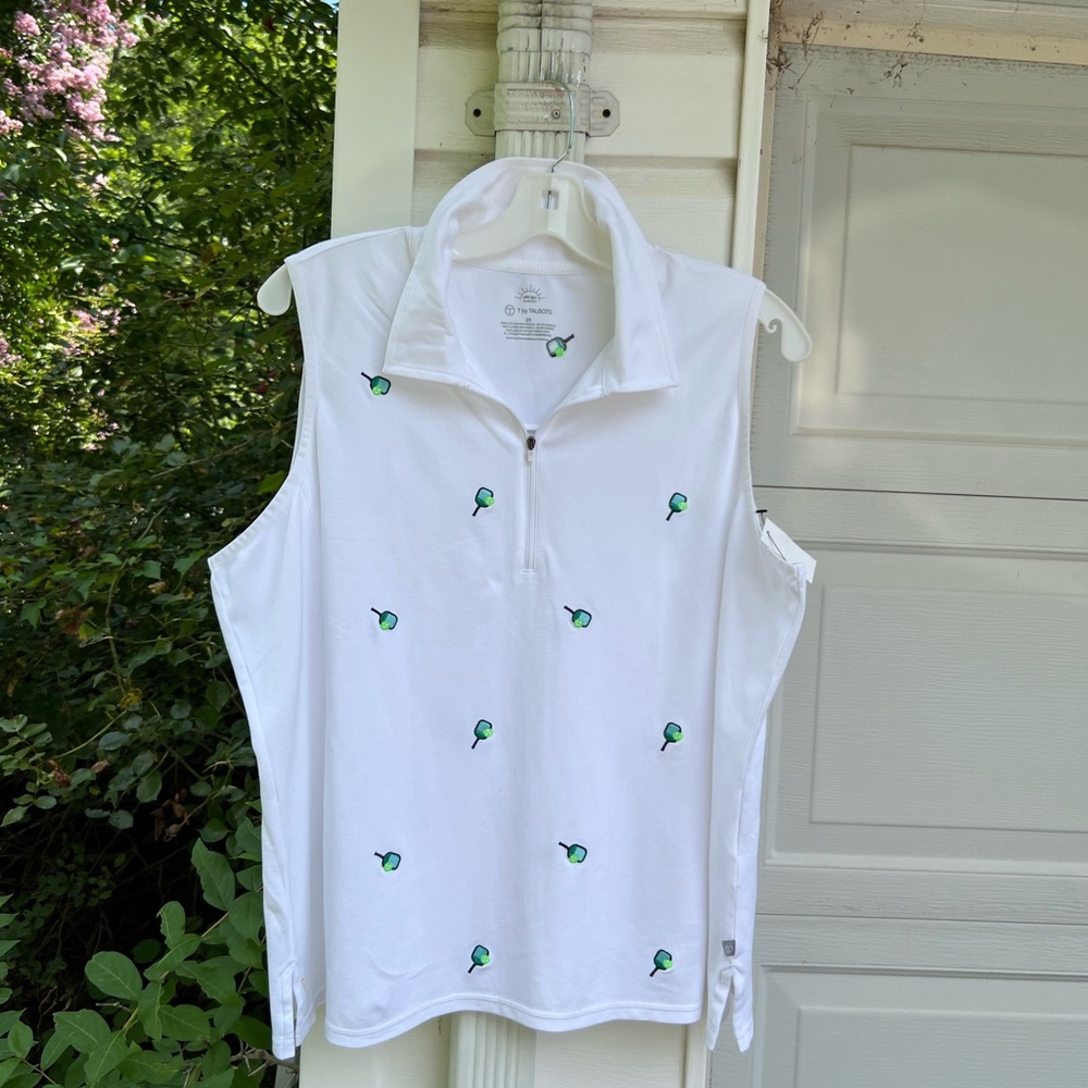 NWT Talbots Fun White Embroidered Pickle Ball Zip Neck UPF 50 Sleeveless Top